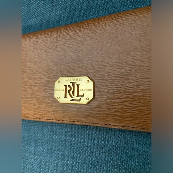 NWOT Lauren Ralph Lauren Genuine Leather Brown Fold Long Wallet Gold Hardware - Picture 2 of 13